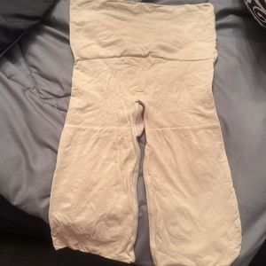 Pinsy butt lift shaper